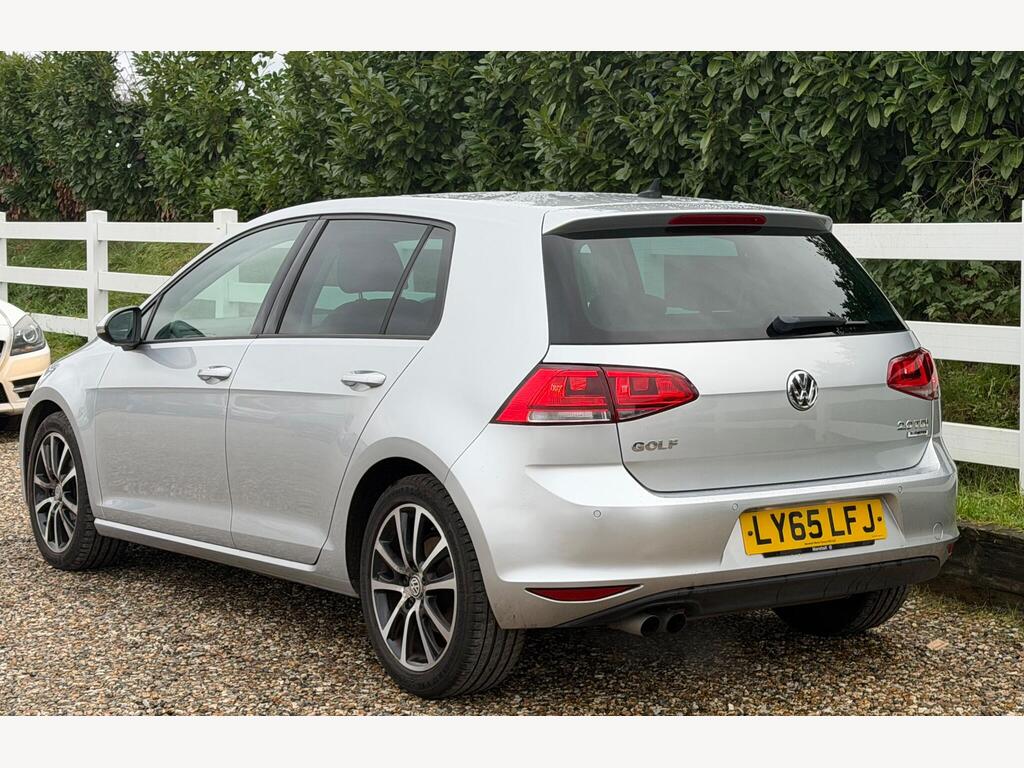 2016 Volkswagen Golf thumbnail 6