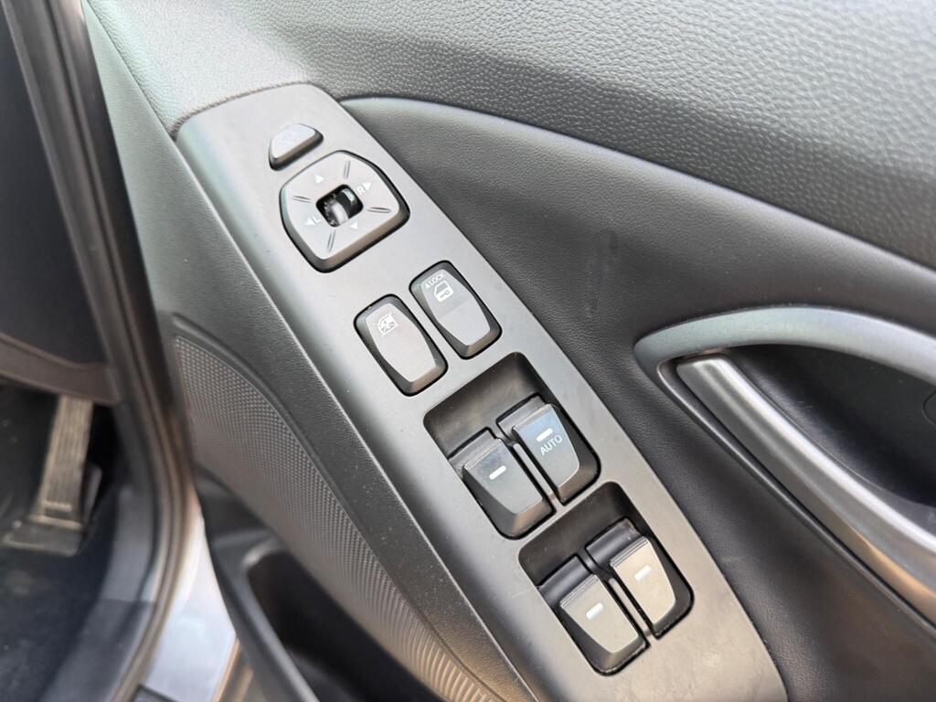 2014 Hyundai ix35 thumbnail 23