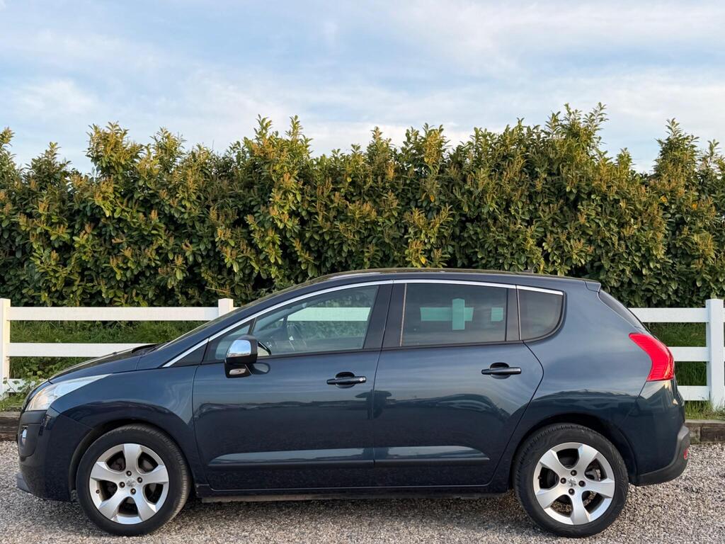 2011 Peugeot 3008 thumbnail 9