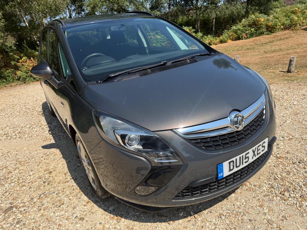Vauxhall Zafira Tourer MPV 1.8 16V Exclusiv Euro 5 5dr