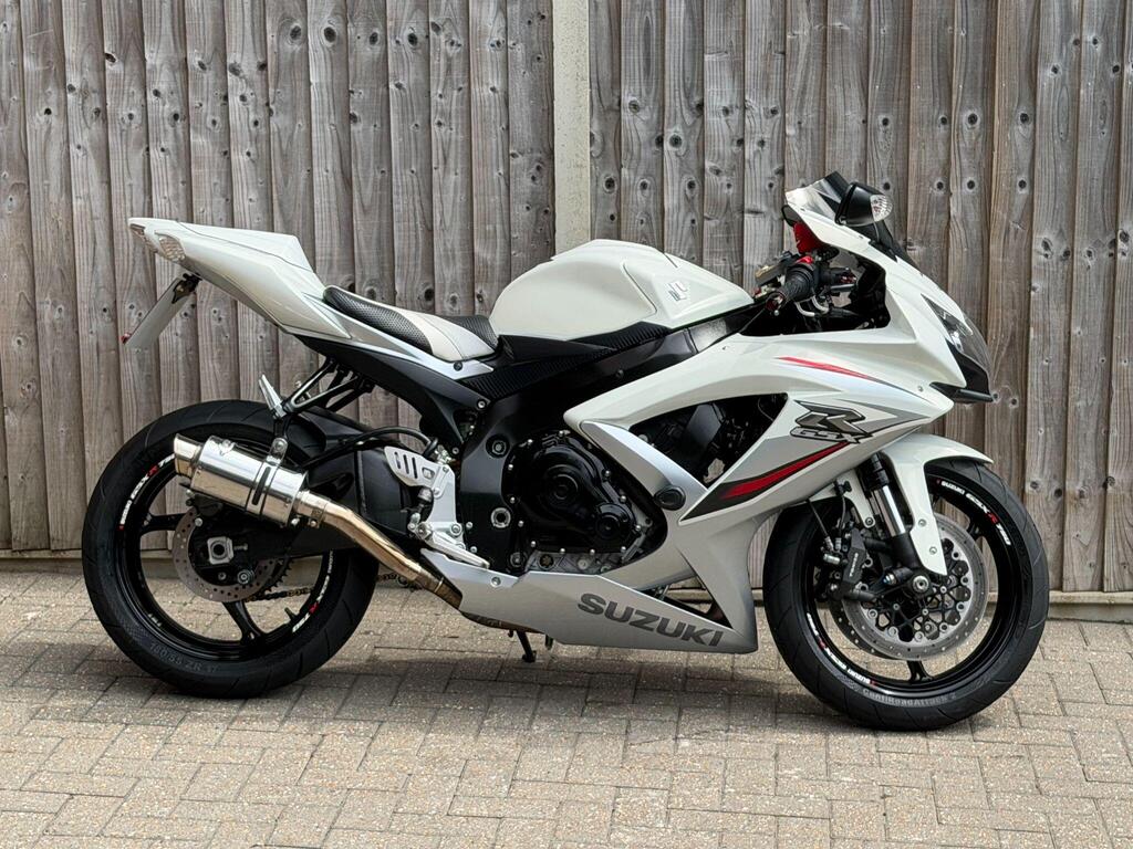 Suzuki GSX-R750