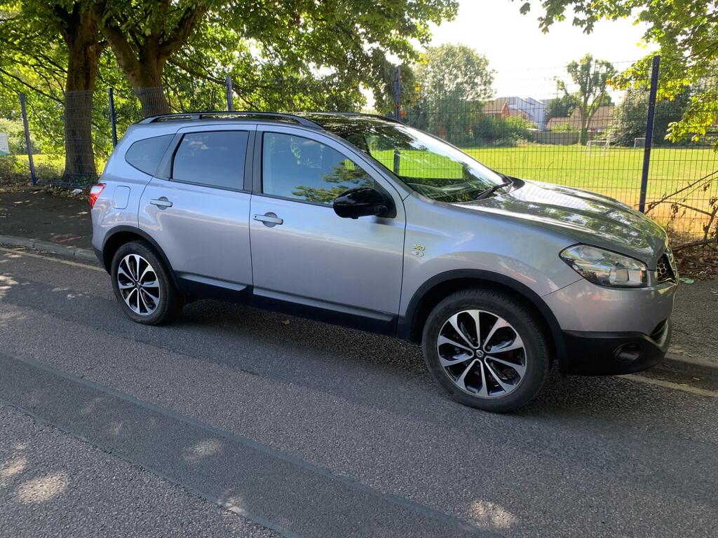 Nissan Qashqai+2