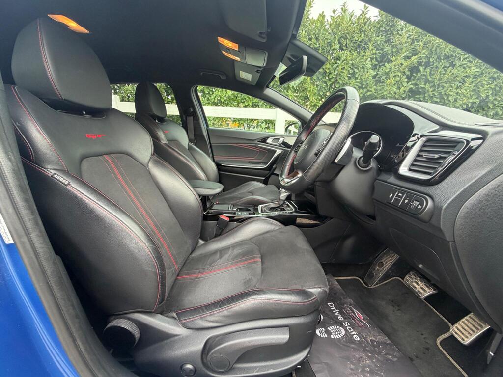 2023 Kia ProCeed thumbnail 21