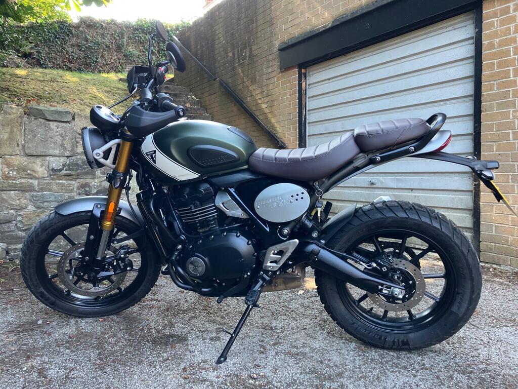 Triumph Scrambler 400 X