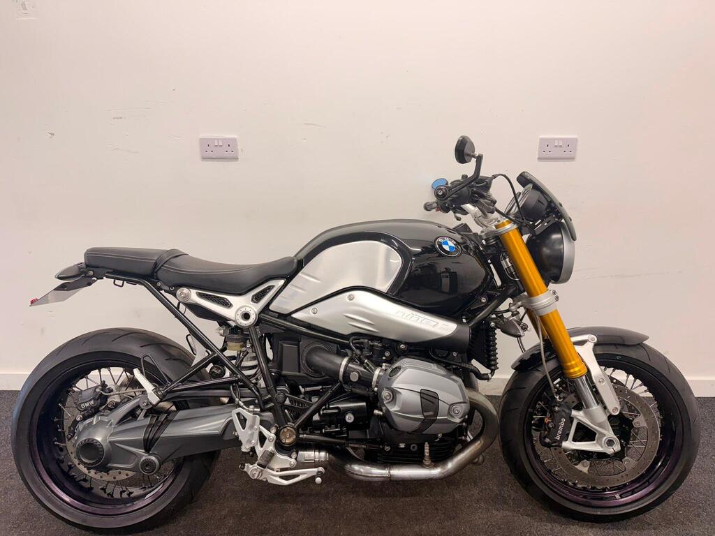 BMW R nineT