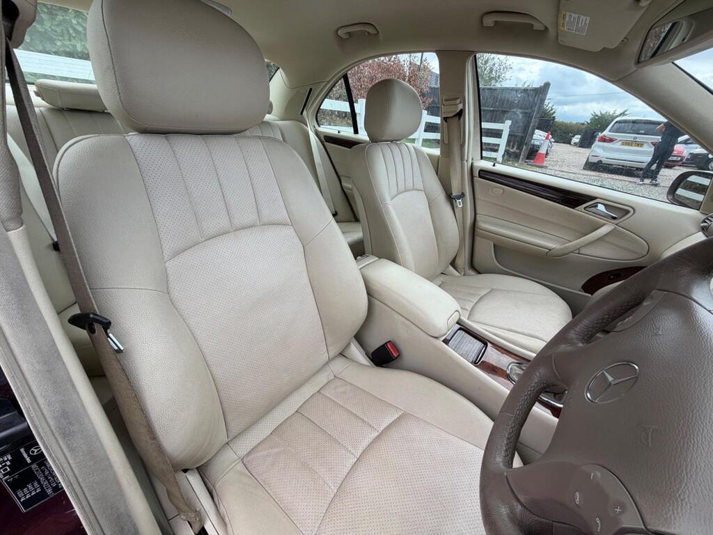 2006 Mercedes-Benz C Class thumbnail 17