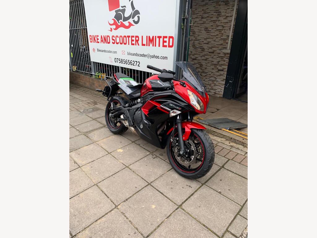 Kawasaki ER-6F Super Sports 650 ABS