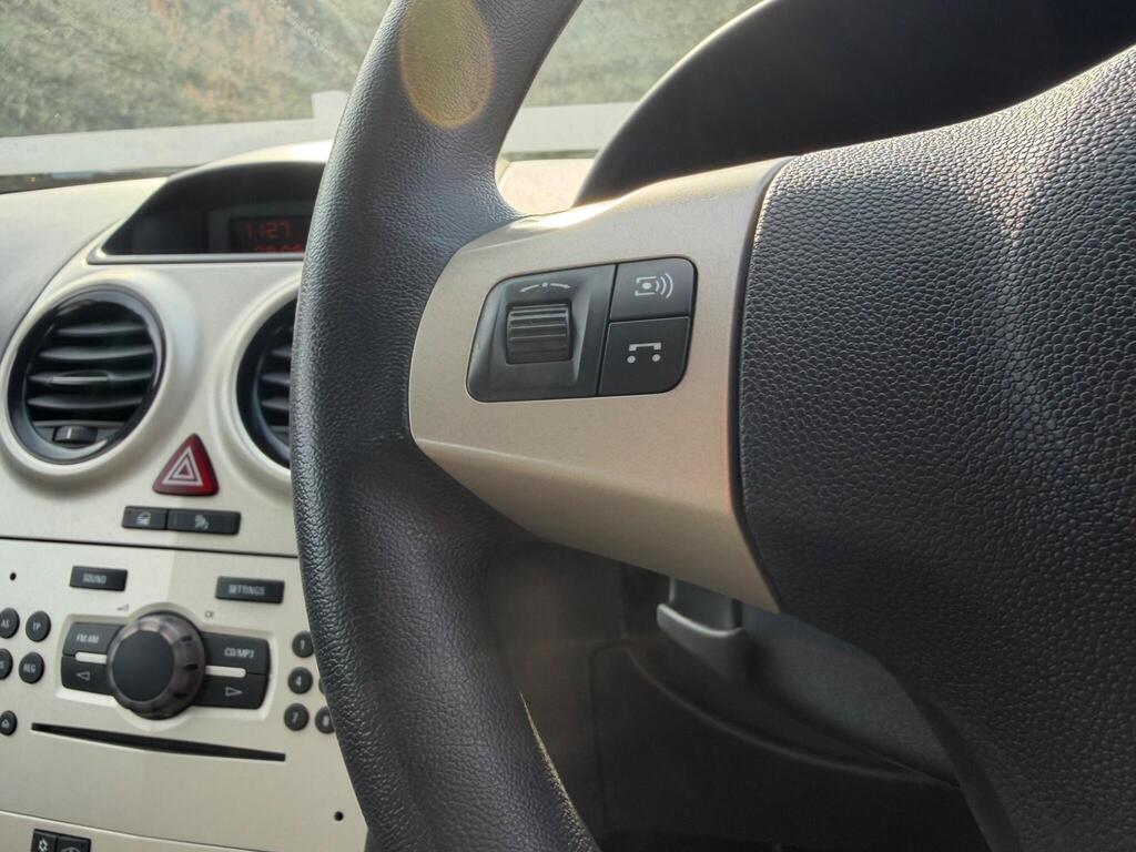 2008 Vauxhall Corsa thumbnail 23