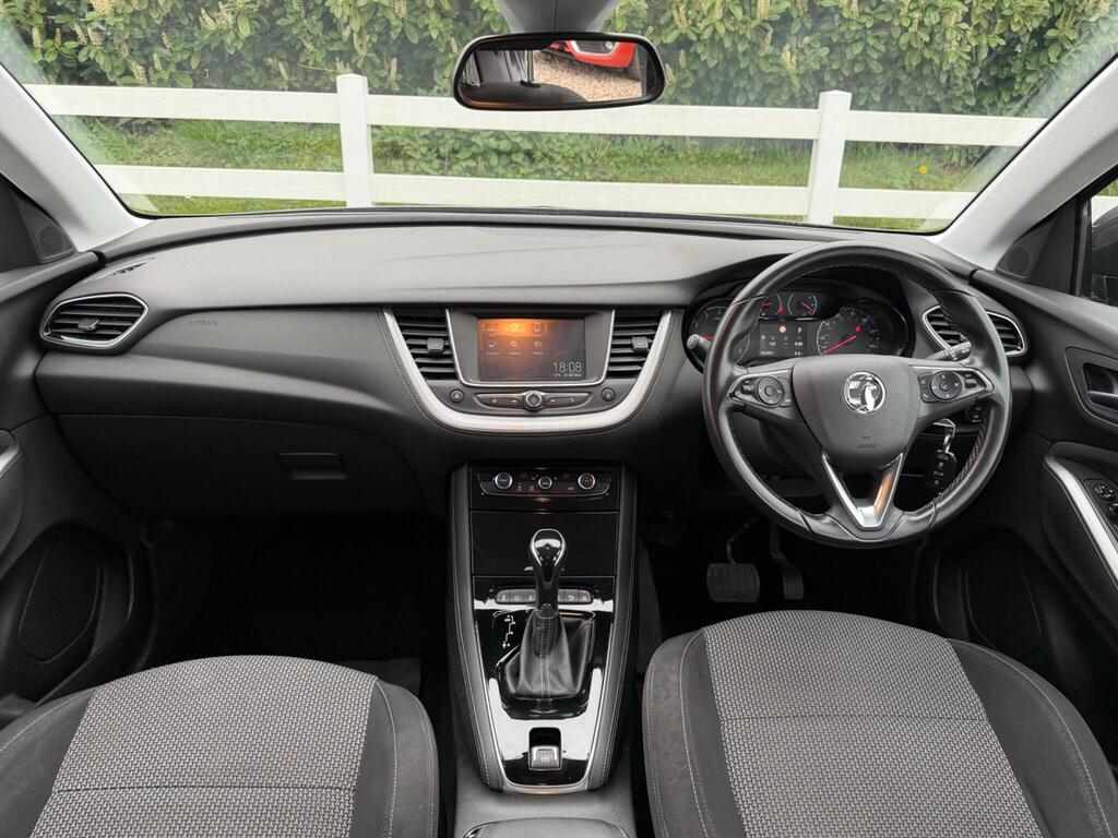 2018 Vauxhall Grandland X thumbnail 14