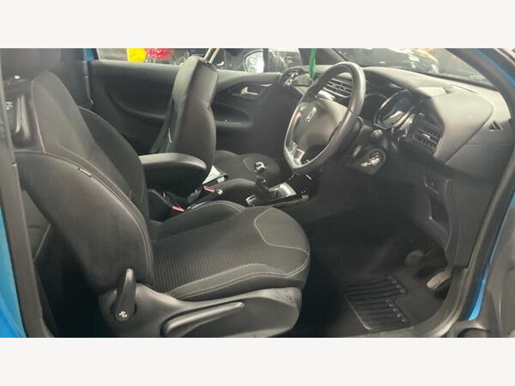 2013 Citroen DS3 thumbnail 9