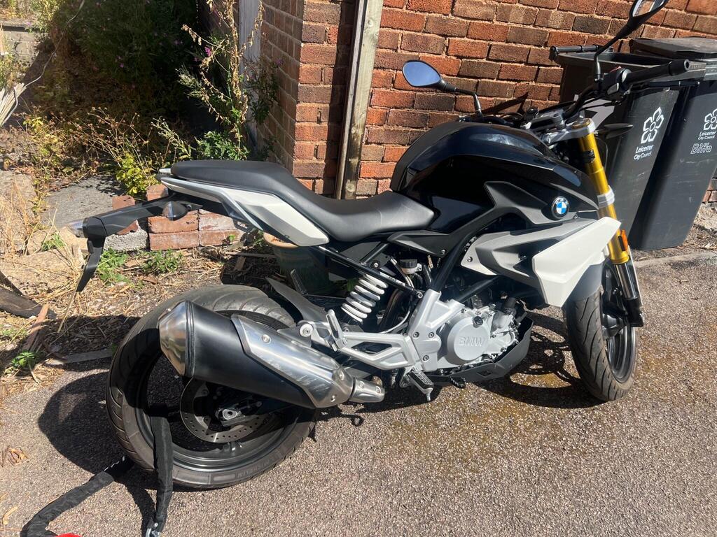 BMW G 310 R