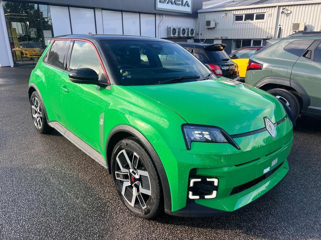 Renault 5 E-Tech electric