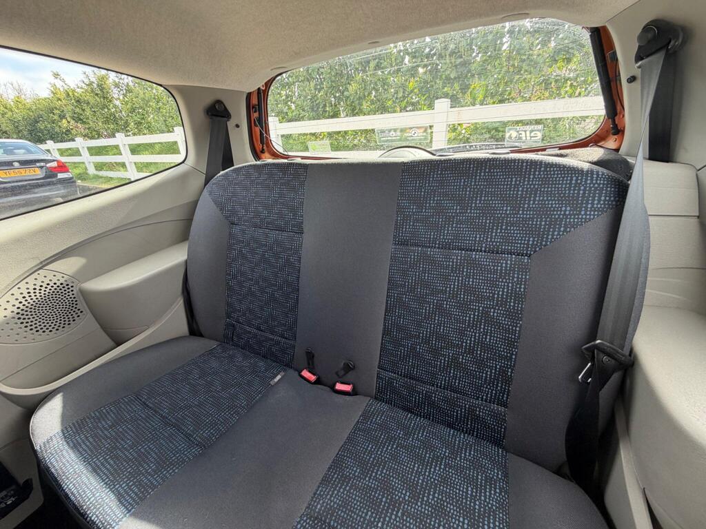 2010 Renault Twingo thumbnail 18