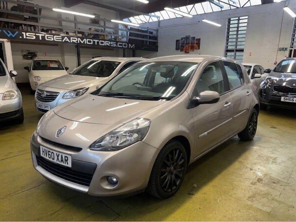Renault Clio Hatchback 1.2 TCe Dynamique TomTom Euro 5 5dr