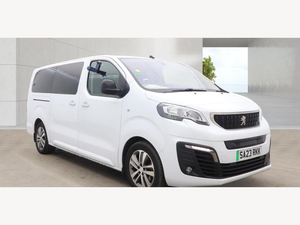 Peugeot e-Traveller
