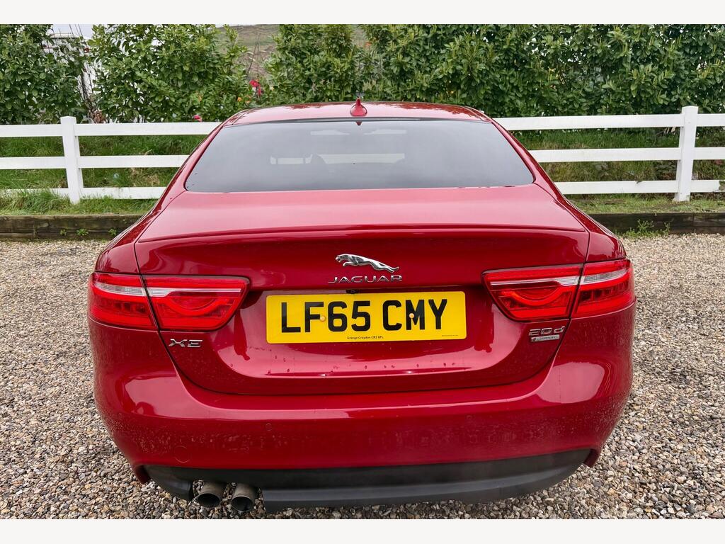 2015 Jaguar XE thumbnail 11