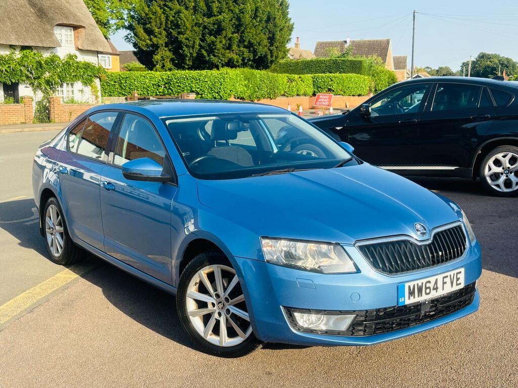 Skoda Octavia Hatchback 2.0 TDI Elegance DSG Euro 5 (s/s) 5dr
