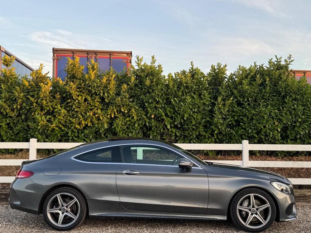 Mercedes-Benz C Class 2.1 C220d AMG Line (Premium Plus) G-Tronic+ Euro 6 (s/s) 2dr thumbnail 25