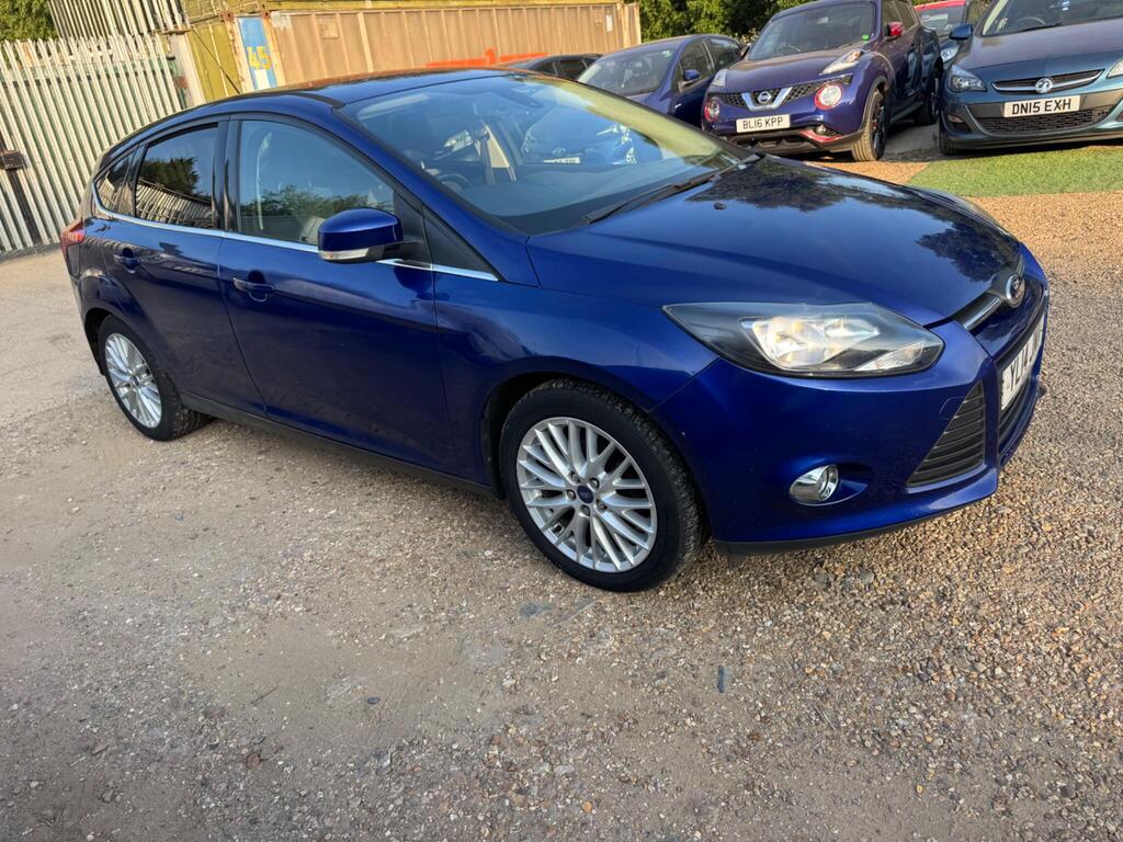 Ford Focus Hatchback 1.0T EcoBoost Zetec Navigator Euro 5 (s/s) 5dr