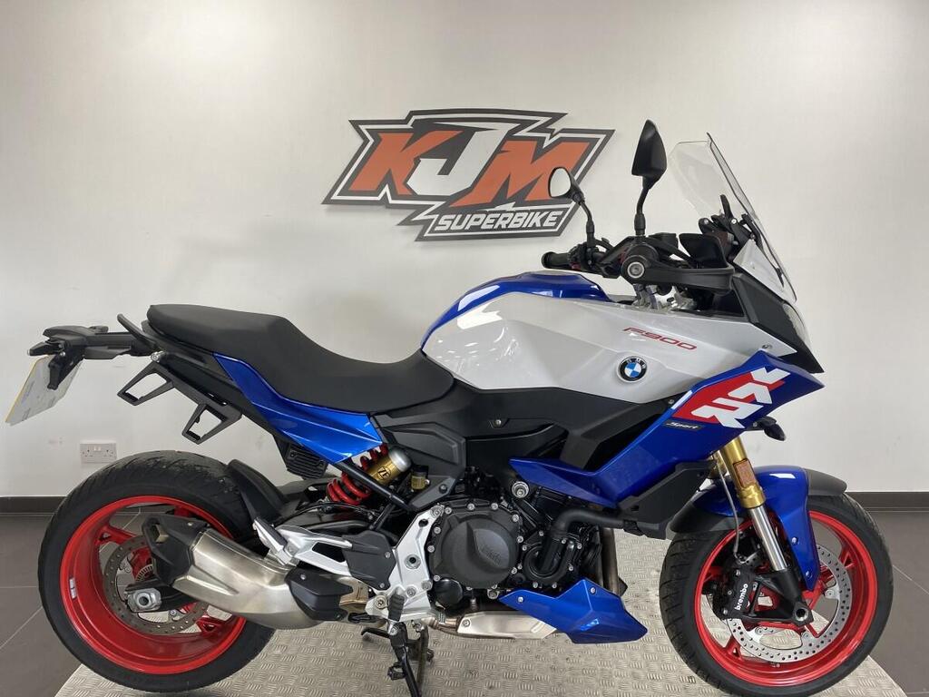 BMW F 900 XR