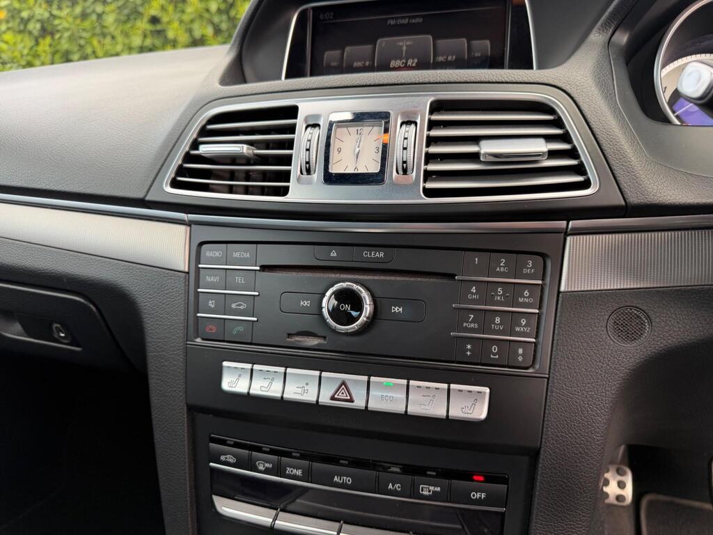 2016 Mercedes-Benz E Class thumbnail 24