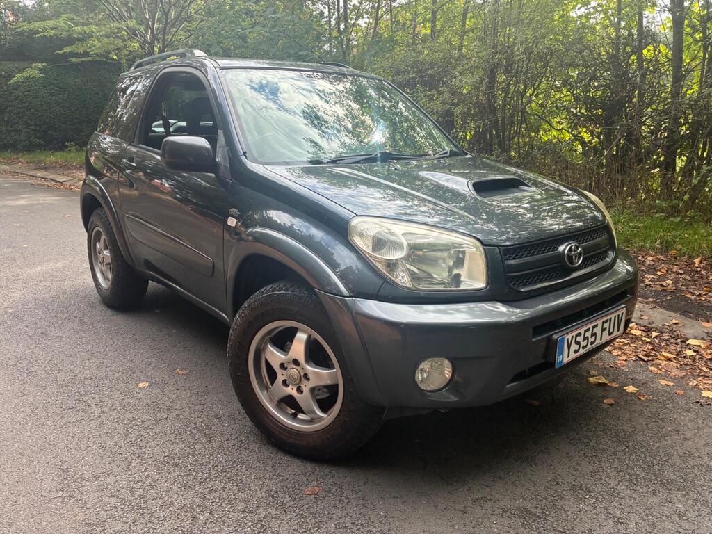 Toyota RAV4 SUV 2.0 D-4D XT-R 4WD 3dr