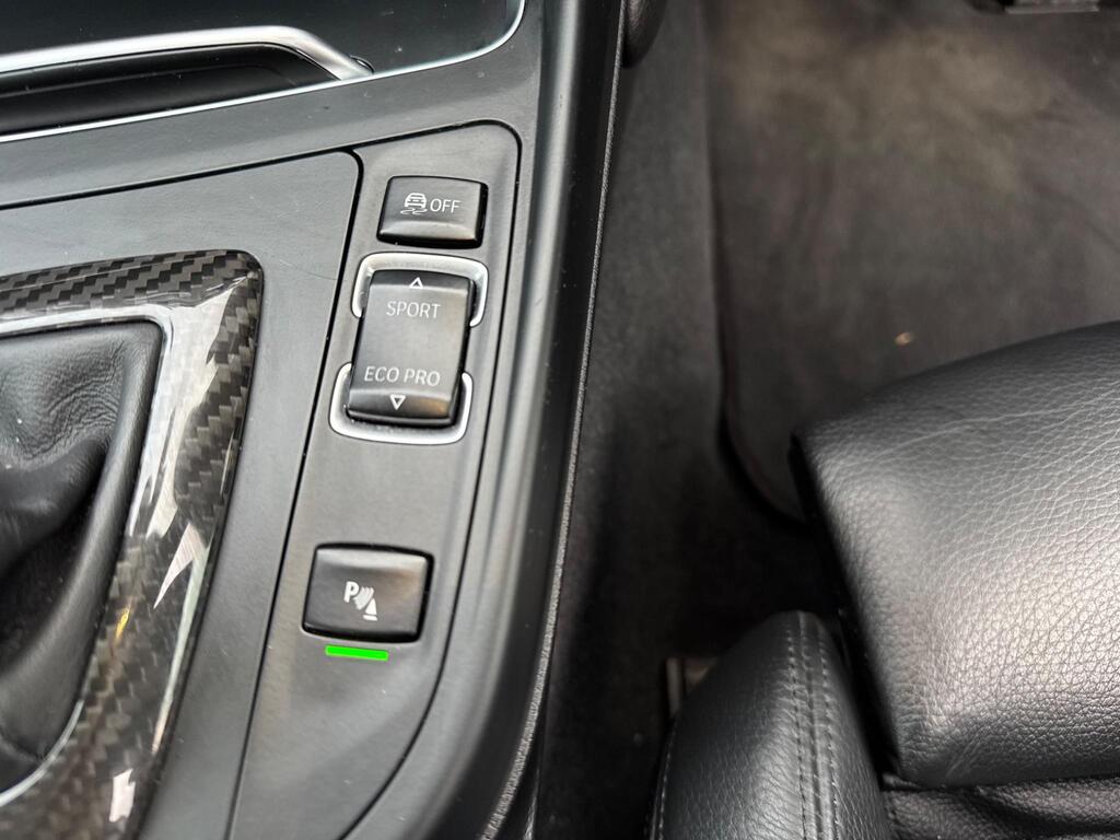 BMW 1 Series 3.0 M140i Shadow Edition Auto Euro 6 (s/s) 3dr thumbnail 49