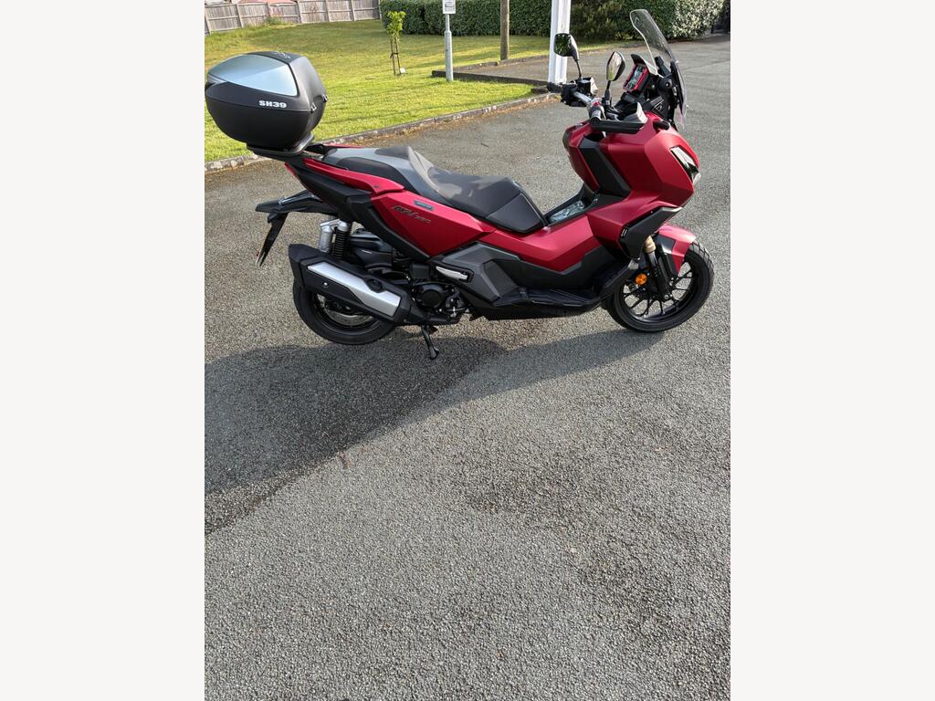 Honda ADV 350