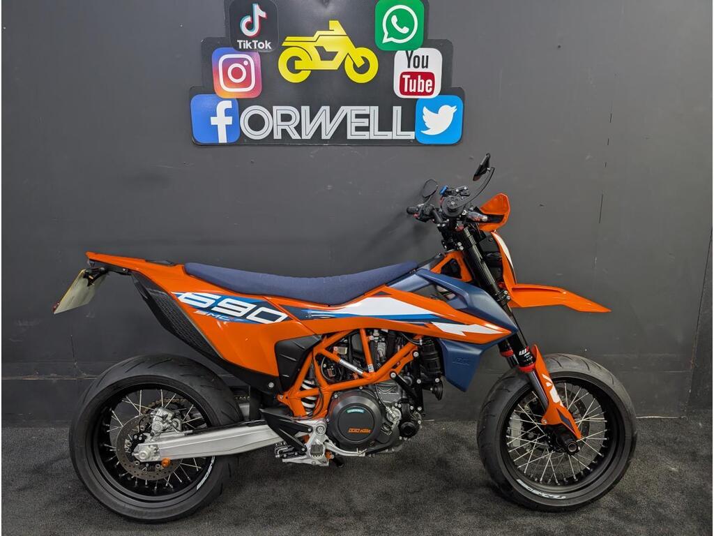 KTM 690 SMC R