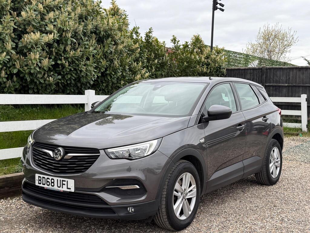 2018 Vauxhall Grandland X thumbnail 2
