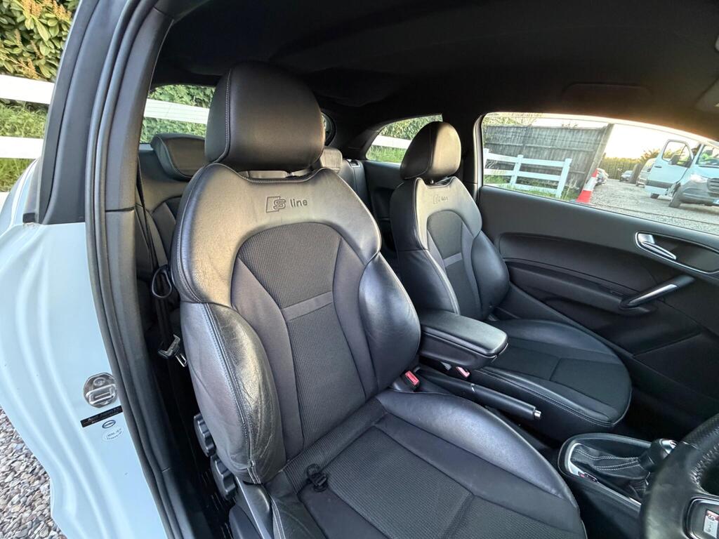 2013 Audi A1 thumbnail 21