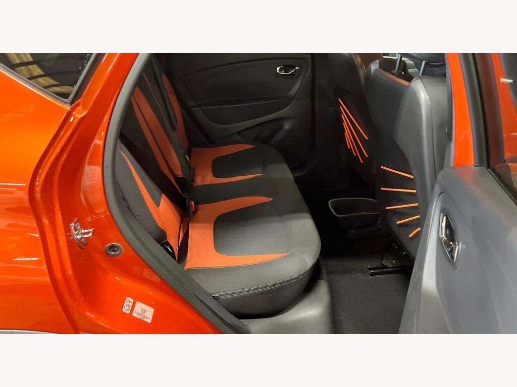 2015 Renault Captur thumbnail 8