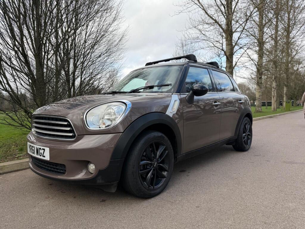 MINI Countryman SUV 1.6 Cooper Euro 5 (s/s) 5dr