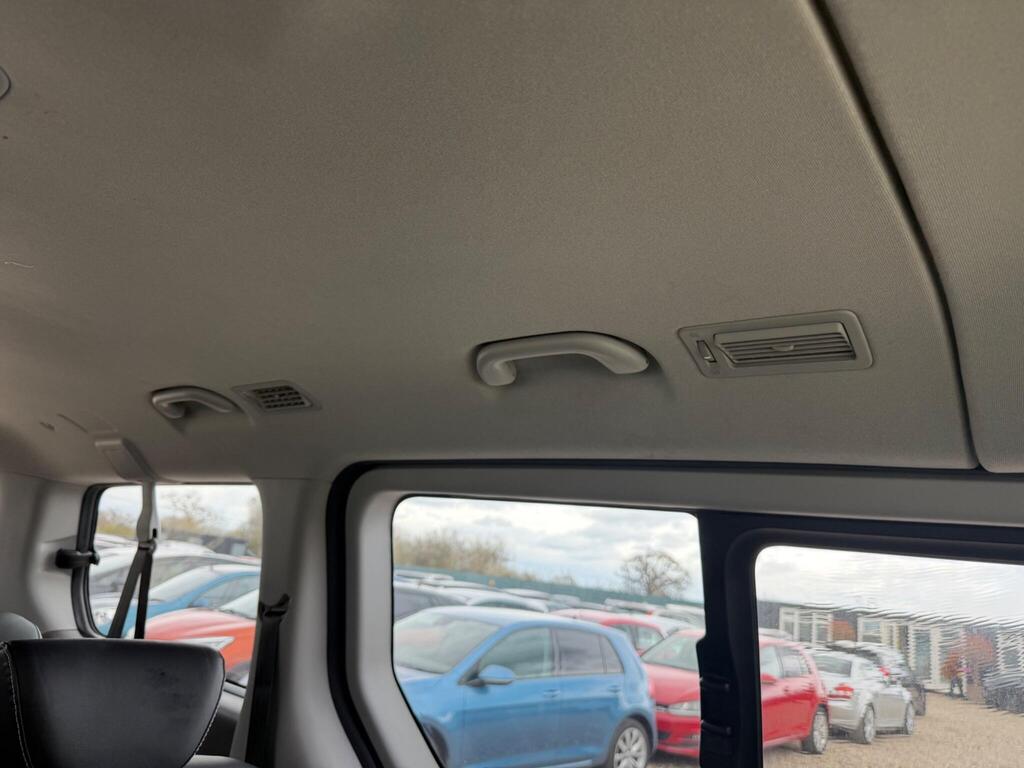 2019 Hyundai i800 thumbnail 48