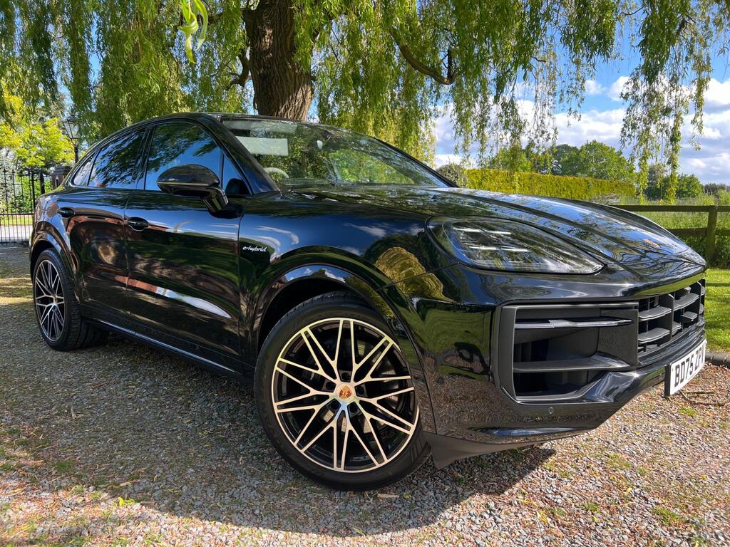 Porsche Cayenne Coupe 3.0 V6 E-Hybrid 25.9kWh Black Edition TiptronicS 4WD Euro 6 (s/s) 5dr