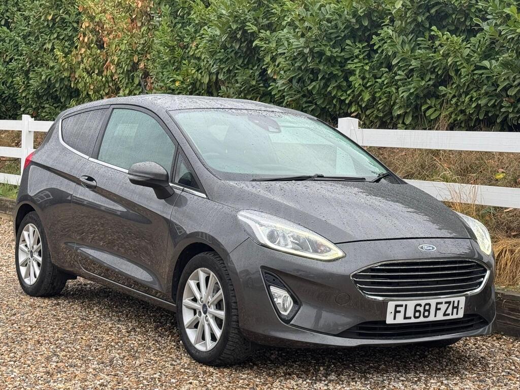 Ford Fiesta 1.0T EcoBoost Titanium Euro 6 (s/s) 3dr thumbnail 11
