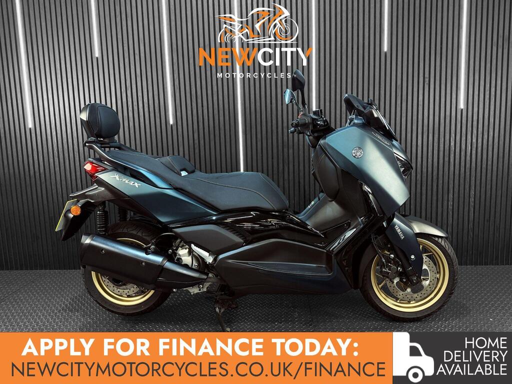 Yamaha XMAX 300