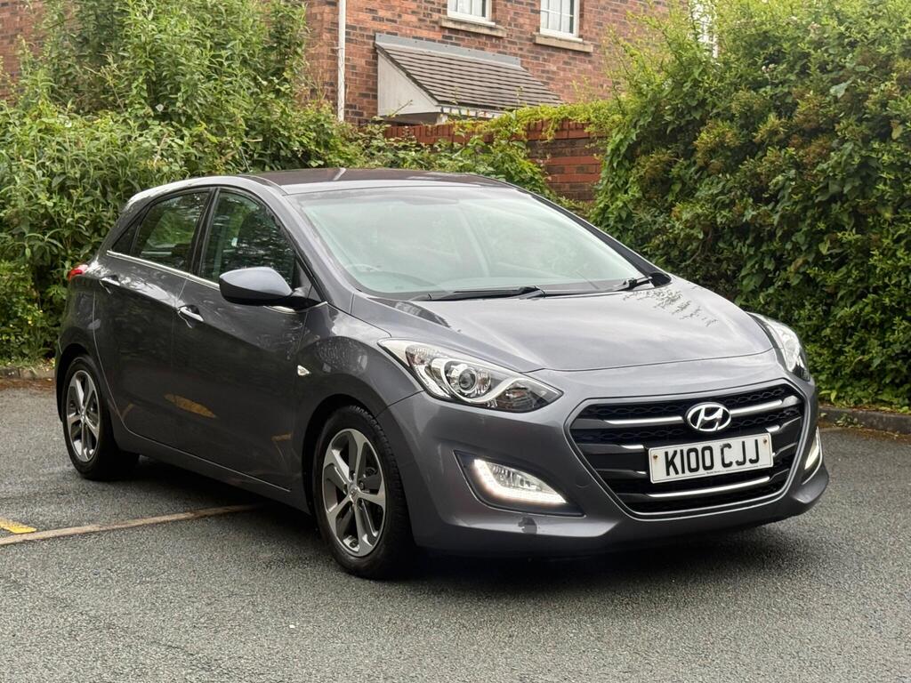 Hyundai i30 Hatchback 1.6 CRDi Blue Drive SE DCT Euro 6 (s/s) 5dr
