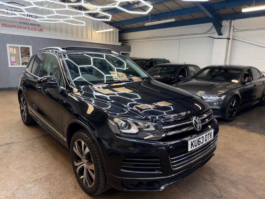 Volkswagen Touareg SUV 3.0 TDI V6 BlueMotion Tech R-Line Tiptronic 4WD Euro 5 (s/s) 5dr