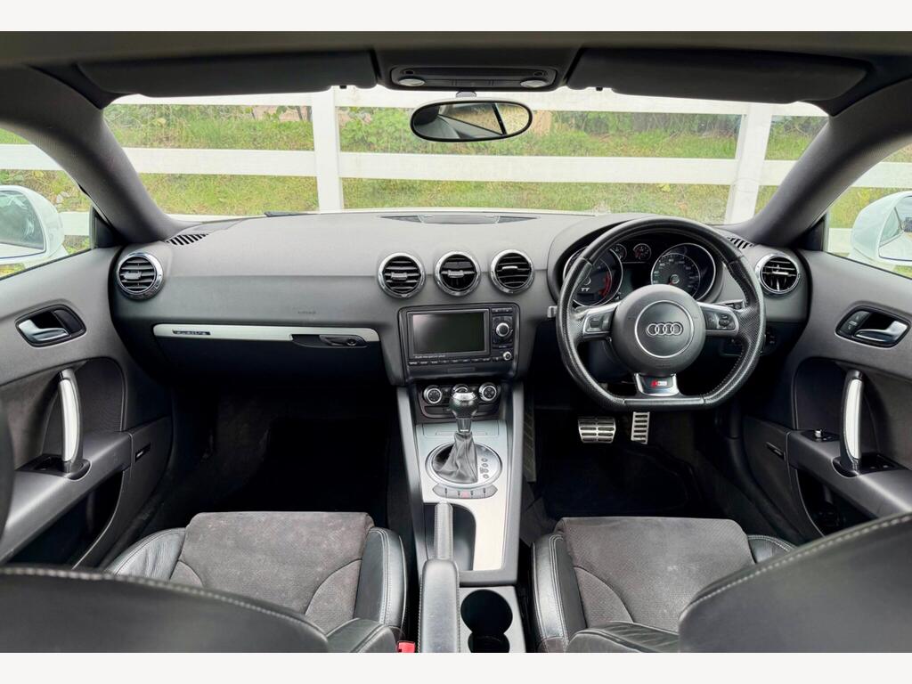 2012 Audi TT thumbnail 17