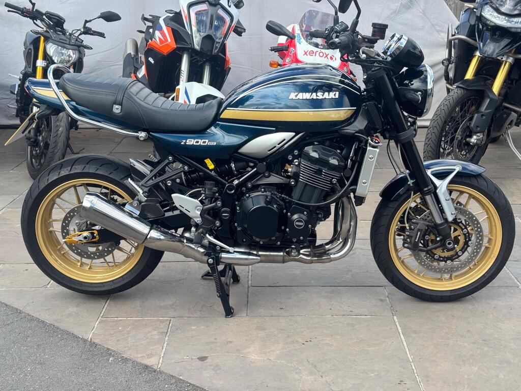 Kawasaki Z900 RS Roadster/Retro 900 Modern Classic Euro 5