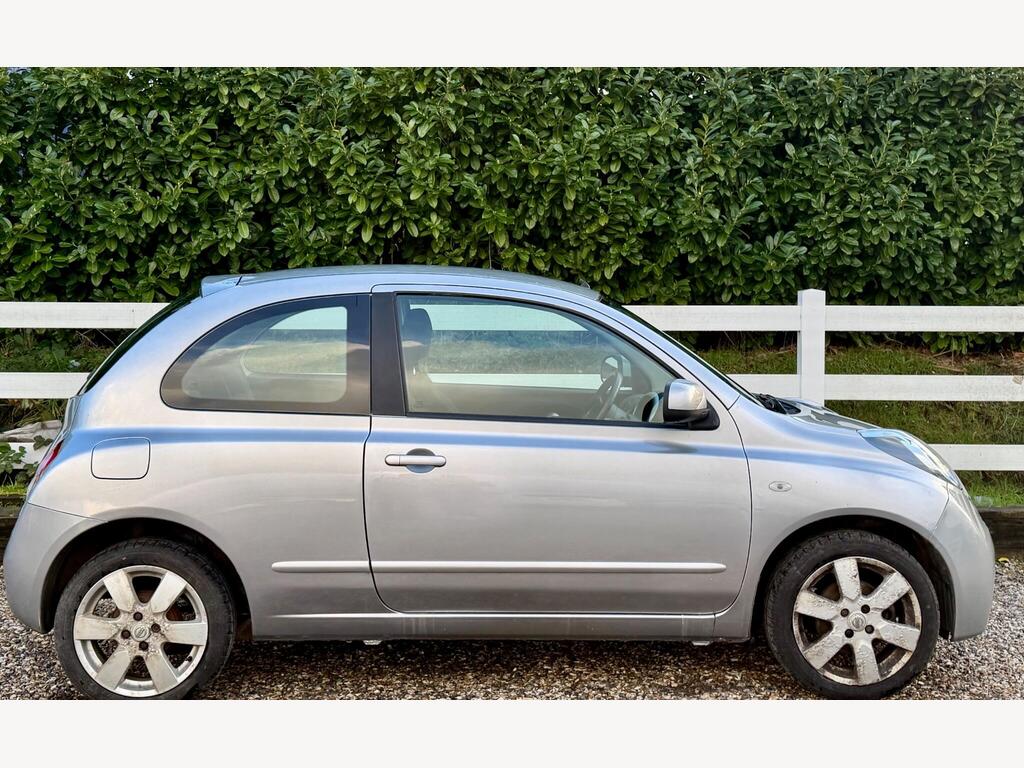 2010 Nissan Micra thumbnail 12