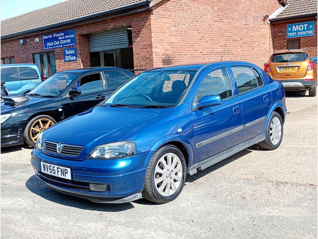 Vauxhall Astra Hatchback 1.6i Twinport 16v Sport 5dr