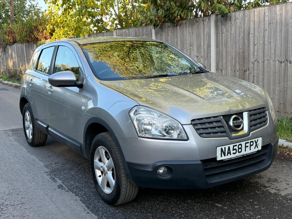Nissan Qashqai Hatchback 2.0 Acenta CVT 5dr