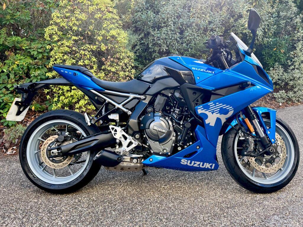 Suzuki GSX-8R Super Sports 776 Euro 5