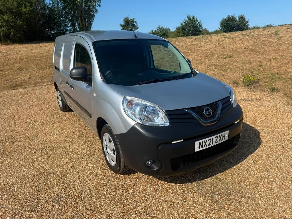 Nissan NV250
