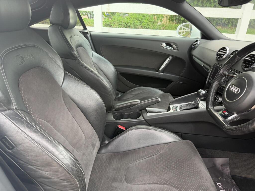 2012 Audi TT thumbnail 19