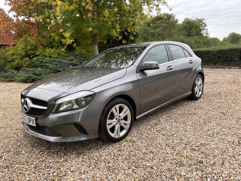 Mercedes-Benz A Class Hatchback 1.5 A180d Sport 7G-DCT Euro 6 (s/s) 5dr