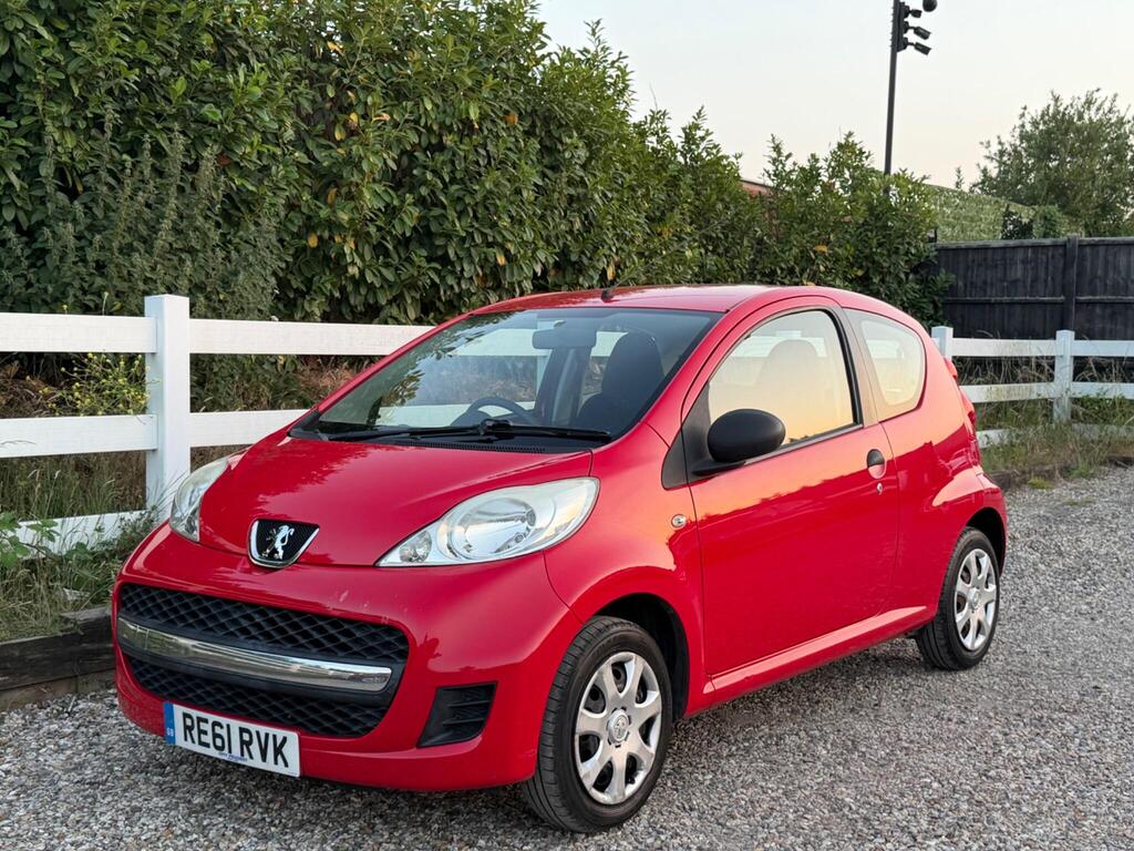 2011 Peugeot 107 thumbnail 6