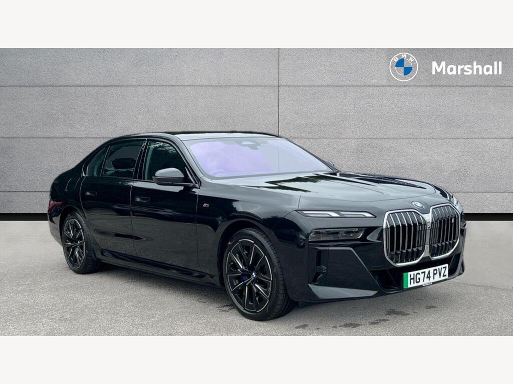 BMW i7